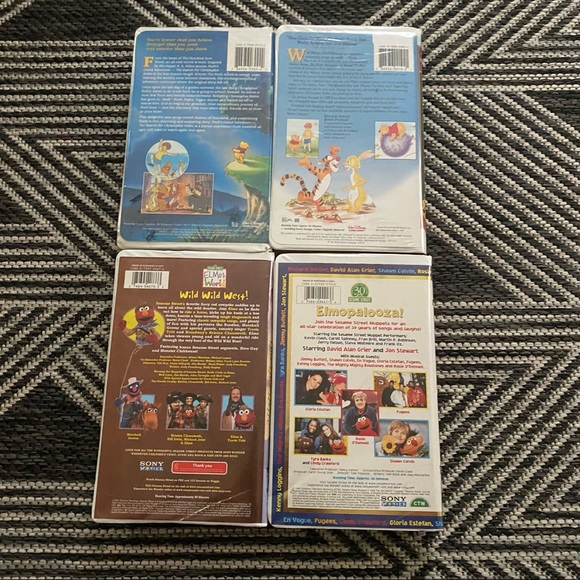 ELMOPALOOZA!!! Vintage VHS Lot of 4 Tapes Elmo Sesame Street and Winnie  Pooh - Picture 3 of 10